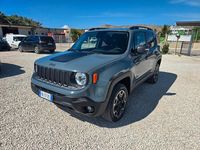 Usata Jeep Renegade Trailhawk 170 CV (125 kW) 2016 Grigio SUV