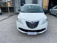 Usata Lancia Ypsilon 95 CV (69 kW) 2012 Bianco Utilitaria