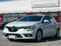 Usata Renault Mégane Business 116 CV (85 kW) 2020 Bianco Berlina