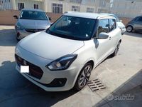 Usata Suzuki Swift 111 CV (81 kW) 2018 Bianco Utilitaria