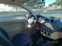 Usata Ford Fiesta 2006 Verde Utilitaria