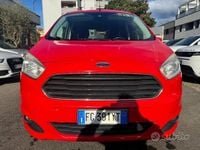 Usata Ford Tourneo Courier 101 CV (74 kW) 2017 Rosso Monovolume