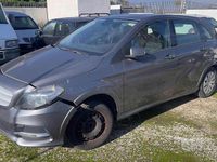 Usata Mercedes B200 2016 Grigio Monovolume