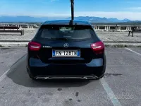 Usata Mercedes A180 109 CV (80 kW) 2018 Bluazzurro Berlina