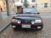 Usata Peugeot 205 113 CV (83 kW) 1990 Grigio