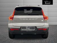 Usata Volvo XC40 Ultimate 129 CV (94 kW) 2023 Grigio chiaro metallizzato SUV