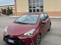 Usata Toyota Yaris Lounge 69 CV (50 kW) 2017 Berlina