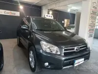 Usata Toyota RAV4 177 CV (130 kW) 2008 Grigio SUV