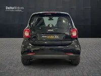 Usata Smart ForTwo Electric Drive Pure 41 kW (56 CV) 2021 Deep black Berlina