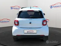 Usata Smart ForFour Prime 71 CV (52 kW) 2015 Bianco Utilitaria