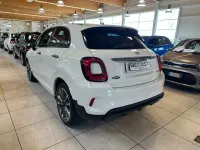 Usata Fiat 130 Sport 131 CV (96 kW) 2023 Bianco pastello SUV