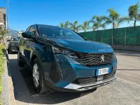 Usata Peugeot 3008 Business-Line 131 CV (96 kW) 2021 Bluazzurro SUV