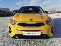 Usata Kia Stonic Style 110 CV (80 kW) 2018 Giallo SUV