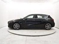 Usado Mercedes A180 AMG line 136 HP (100 kW) 2025 Preto Sedan