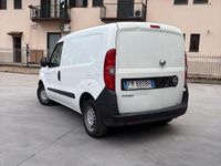 Usata Opel Combo 2016 Bianco Monovolume