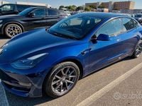Usata Tesla Model 3 Long Range AWD 366 kW (498 CV) 2021 Blu/azzurro Berlina