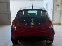 Usata Lancia Ypsilon S 95 CV (69 kW) 2015 Rosso Utilitaria