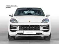 Usata Porsche Cayenne 305 CV (224 kW) 2024 Carrara metallizzato SUV