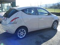Usata Lancia Ypsilon 95 CV (69 kW) 2015 Beige Utilitaria