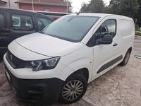 Usata Peugeot Partner Premium 99 CV (72 kW) 2018 Bianco pastello Monovolume