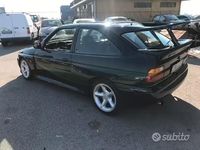 Usata Ford Escort 220 CV (161 kW) 1993 Blu Berlina