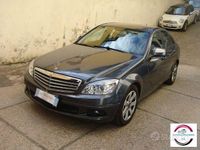 Usata Mercedes C220 Elegance 169 CV (124 kW) 2008 Grigio Berlina