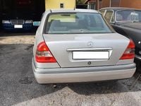 Usata Mercedes C180 122 CV (89 kW) 1993 Grigio Berlina
