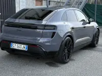 Usata Porsche Macan Turbo 469 kW (639 CV) 2025 Grigio SUV