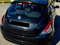 Usata Lancia Ypsilon Silver 95 CV (69 kW) 2016 Nero Utilitaria