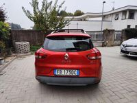 Usata Renault Clio GrandTour 75 CV (55 kW) 2015 Rosso Station wagon