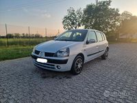 Usata Renault Clio II 2002 Berlina
