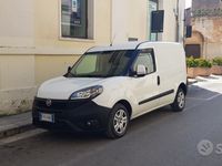 Usata Fiat Doblò 105 CV (77 kW) 2018 Bianco Monovolume