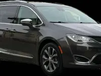 Usata Chrysler Pacifica Limited 287 CV (211 kW) 2018 Grigio Monovolume