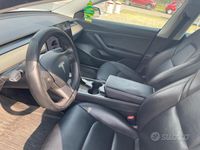 Usata Tesla Model 3 Standard Range Plus 100 kW (136 CV) 2020 Bianco Berlina