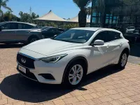 Usata Infiniti Q30 Business Executive 109 CV (80 kW) 2016 Bianco Berlina
