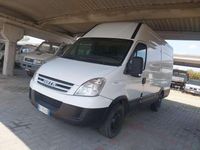 Usata Iveco Daily 116 CV (85 kW) 2009
