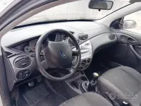 Usata Ford Focus 116 CV (85 kW) 2002 Grigio Berlina