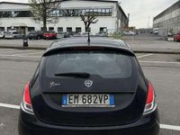 Usata Lancia Ypsilon Gold 80 CV (58 kW) 2012 Nero Utilitaria