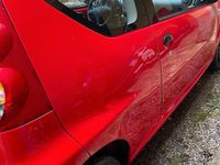 Usata Peugeot 107 68 CV (50 kW) 2007 Utilitaria