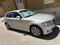 Usata BMW 118 122 CV (89 kW) 2006 Utilitaria