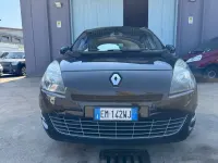 Usata Renault Scénic III Luxe 131 CV (96 kW) 2012 Nero Monovolume