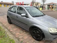 Usata Opel Corsa 75 CV (55 kW) 2002 Grigio Utilitaria
