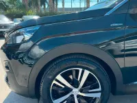 Usata Peugeot 3008 GT-line 131 CV (96 kW) 2019 Nero SUV