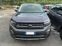 Usata VW T-Cross Style 110 CV (80 kW) 2022 Grigio SUV