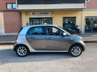 Usata Smart ForFour Prime 71 CV (52 kW) 2015 Argento Utilitaria