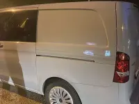 Usata Mercedes Vito 218 CV (160 kW) 2024 Grigio Furgone
