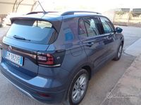 Usata VW T-Cross 110 CV (80 kW) 2023 Grigio SUV