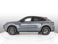 Nuova Porsche Cayenne Black Edition 2026 Grigio artico SUV