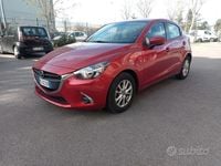 Usata Mazda 2 Evolve 90 CV (66 kW) 2018 Rosso Berlina