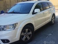 Usata Fiat Freemont 140 CV (102 kW) 2012 Bianco SUV